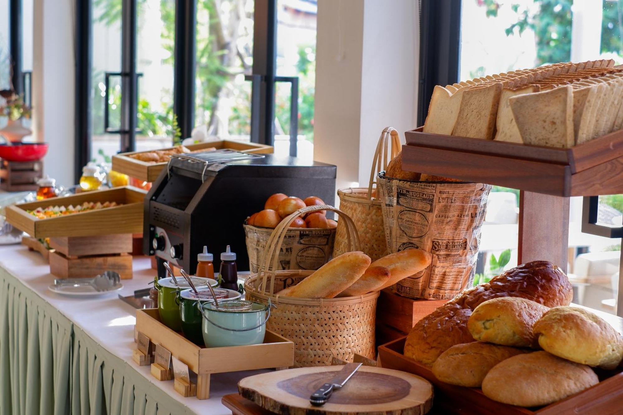 Niranapa Boutique Resort Ката-Бич Экстерьер фото